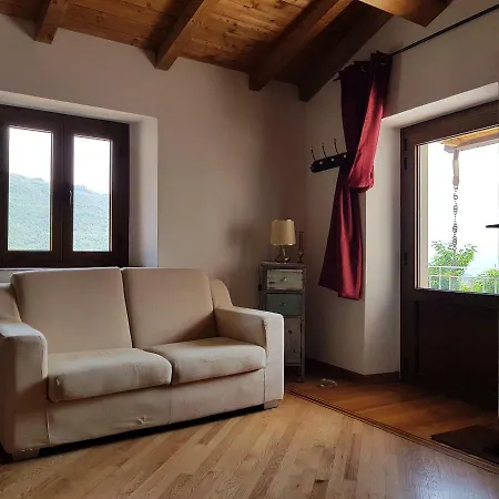 La Casa Di Nonno Fli' * Regnano (Massa-Carrara)