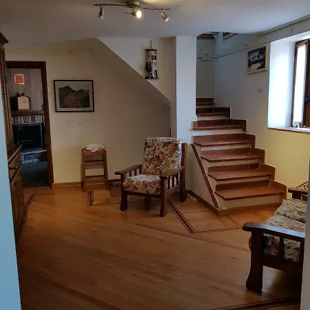 La Casa Di Nonno Fli' Ferienhaus Regnano (Massa-Carrara)